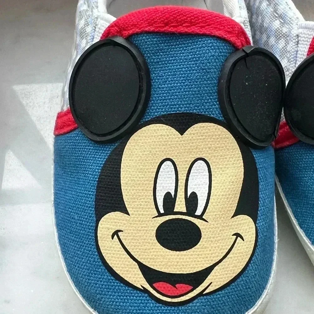 Disney Baby Bundle of 4 pairs of baby shoes (Size 6-9Months) - Picture 4 of 15